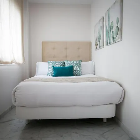 Holidays2malaga Pena Parking & French Balcony & Smart Tv Apartment