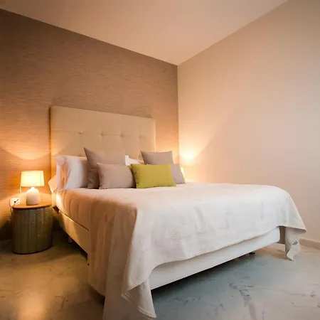 Apartment Holidays2malaga Pena Parking & French Balcony & Smart Tv